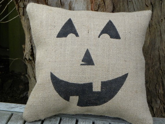 em-Friday-Find-em-Jack-O-Lantern-Pillow-Cover-Halloween-Ideas Stylish Spoon