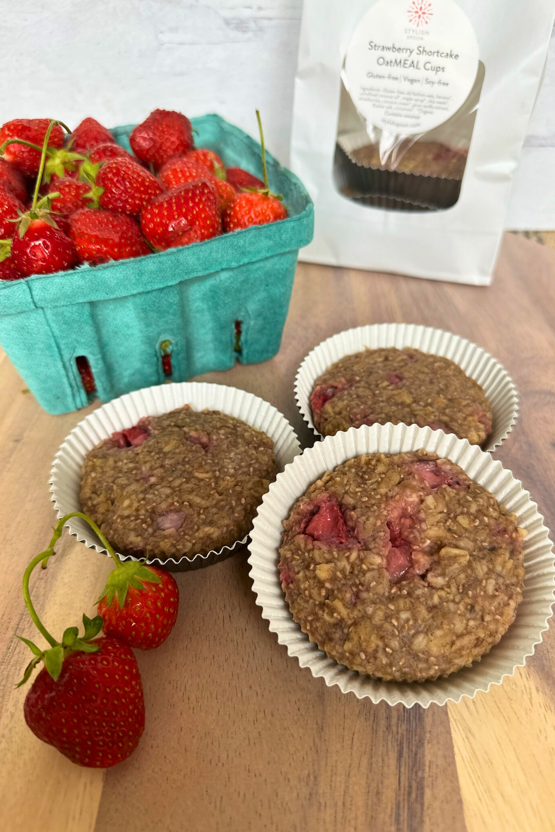 Strawberry Shortcake OatMEAL Cups