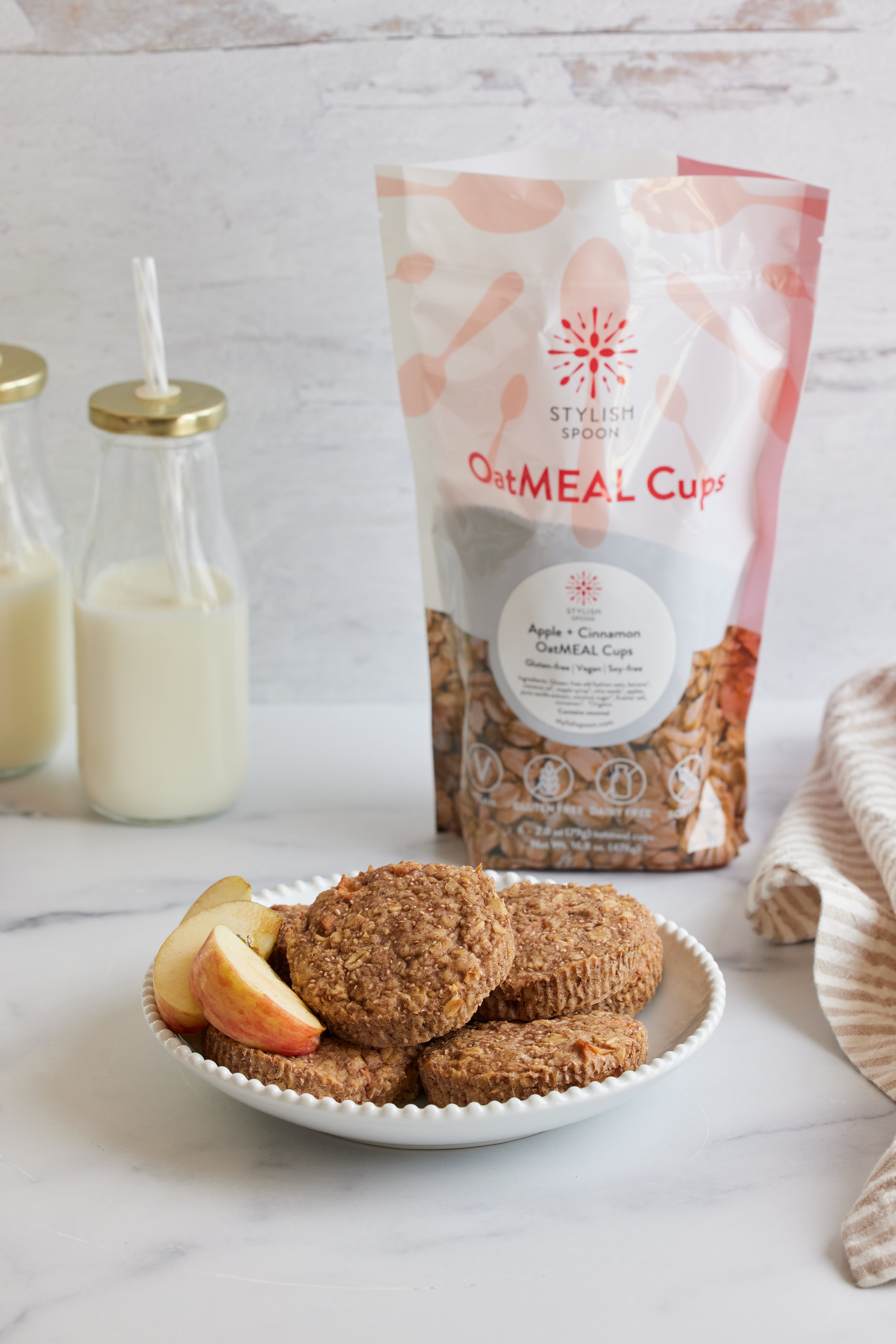 Apple Cinnamon OatMEAL Cups