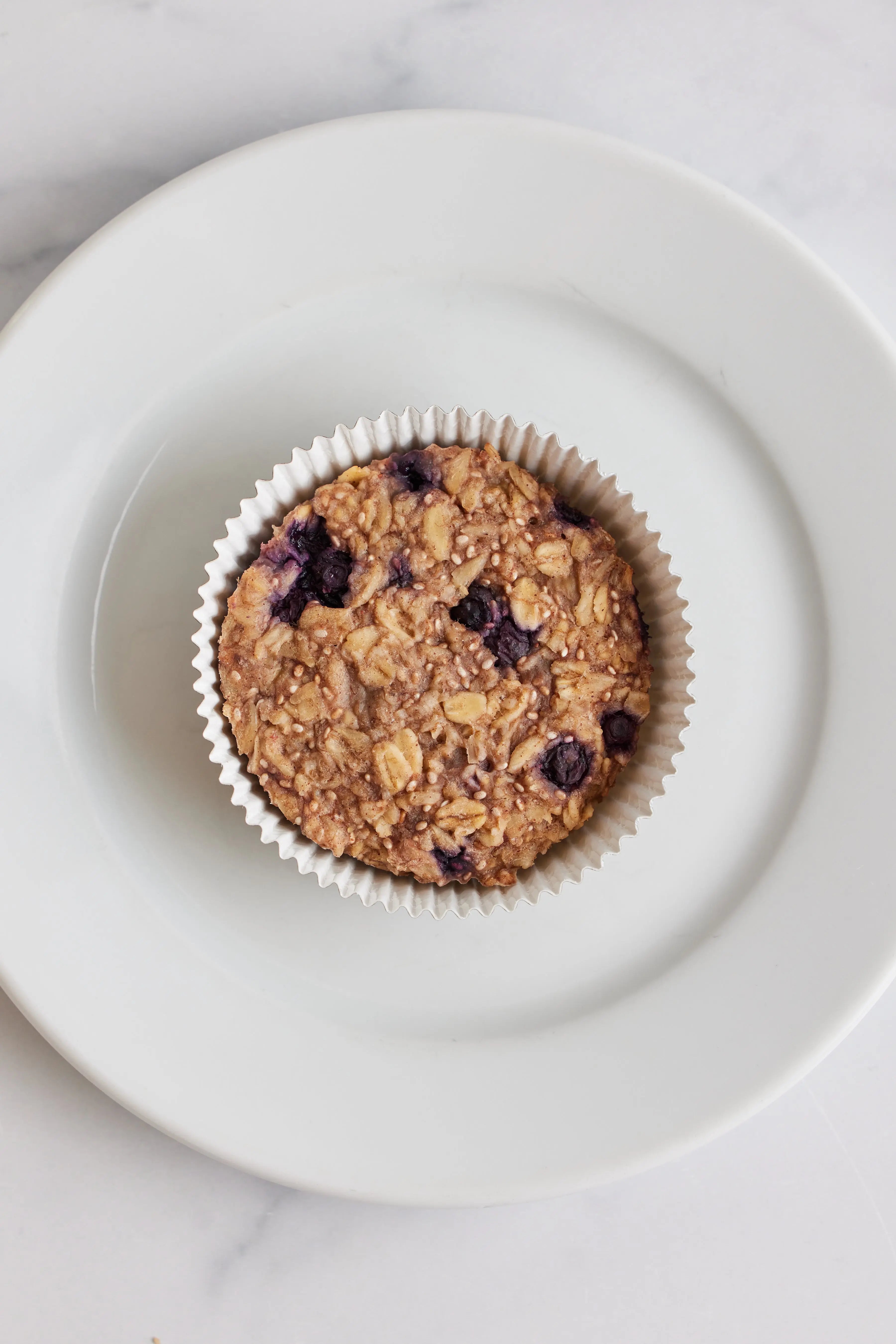 Wild Blueberry OatMEAL Cups Stylish Spoon
