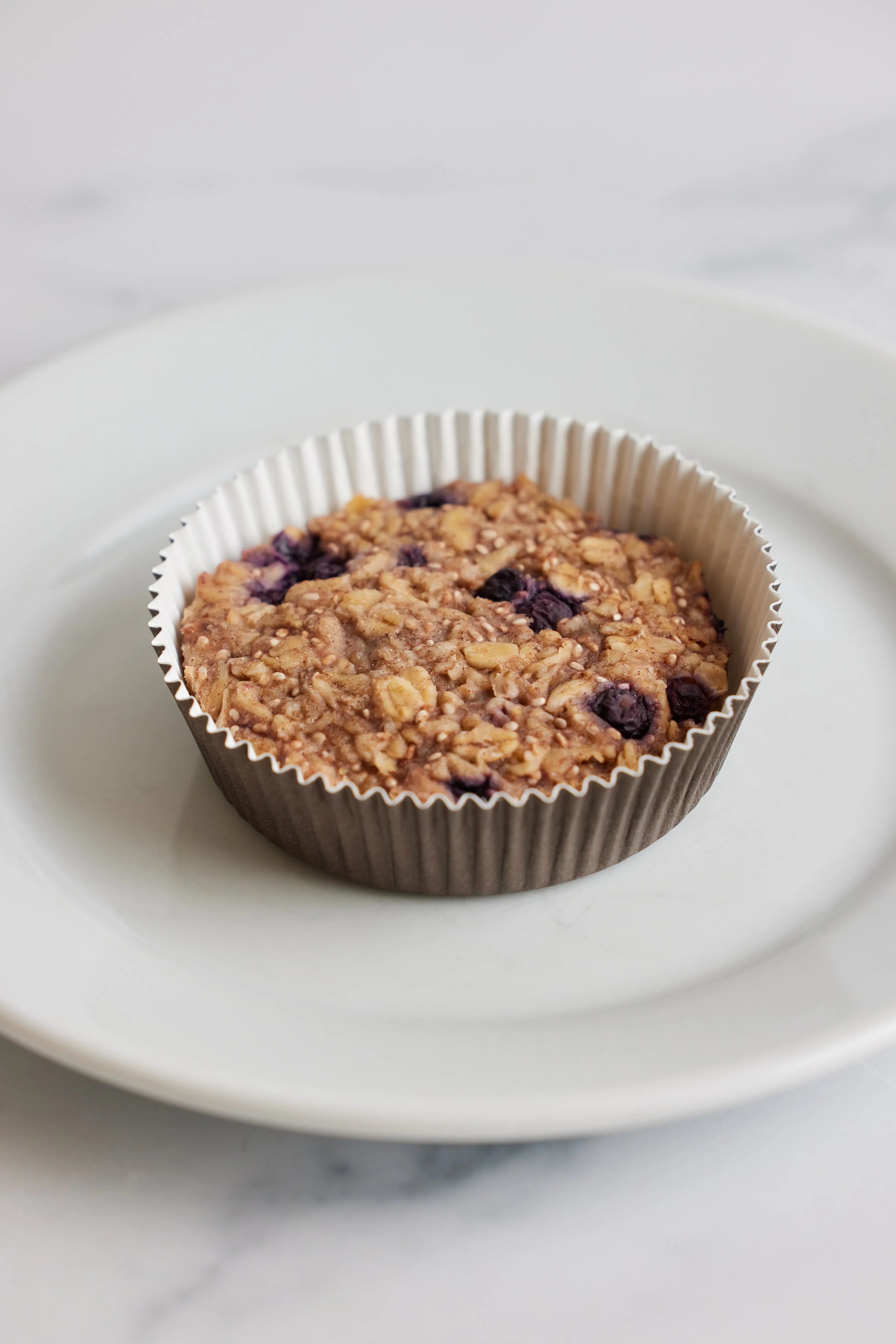 Wild Blueberry OatMEAL Cups Stylish Spoon